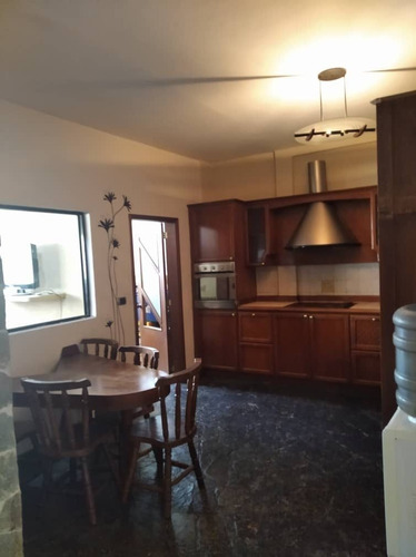 Imagen 8 de 16 de Town House En Venta En El Parral