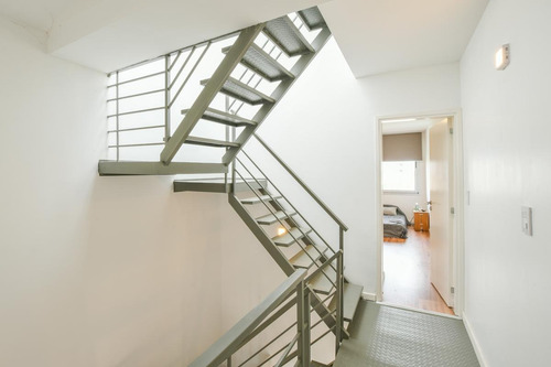 Departamento De 2 Dormitorios En Venta - Duplex - Tierra Nueva - Fisherton