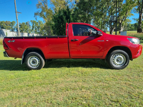 Toyota Hilux Pick-up 2.4 Cs Dx 150cv 4x4