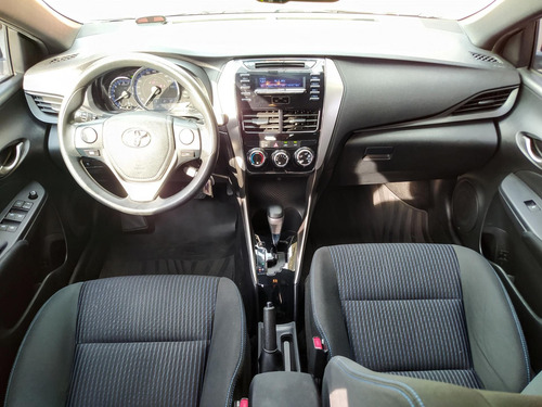 Imagem 11 de 14 de Yaris Xl 1.3 Flex 16v 5p Aut.