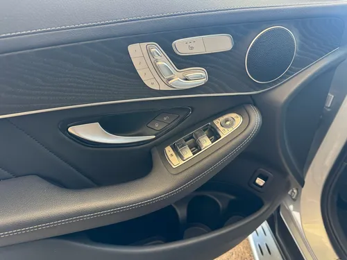 Mercedes-Benz Glc 300 4 4matic 5p At