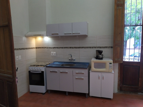 Apartamento Con Muebles, Para Estudiantes, Herrera Y Uruguay