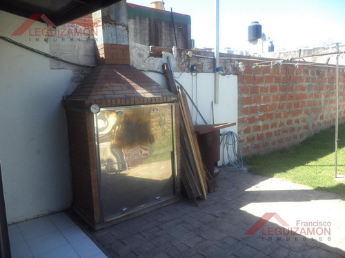 Imagen 13 de 24 de Ph Tipo Casa - Sin Expensas - 190m2 - Fondo Libre - Pileta - Garage - Muy Luminoso