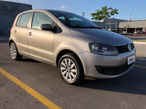 Imagem 1 de 9 de Volkswagen Fox 1.6 Total Flex 8v 5p Trend