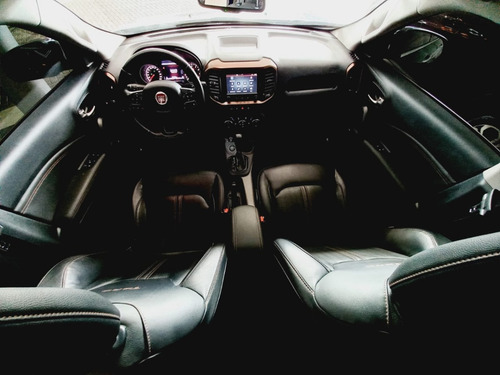 Imagem 9 de 15 de Fiat Toro