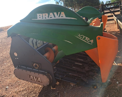 Plataforma Milho Stara Brava Elektra Onze Linhas 2013 (Usado)
