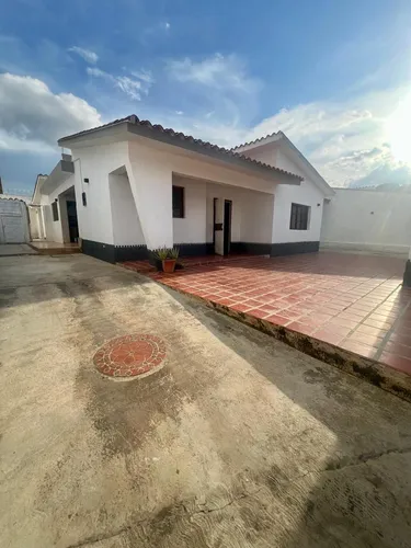 Md Casa En Valles De Camoruco
