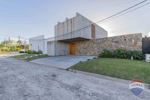 Casa En Venta En El Quimilar