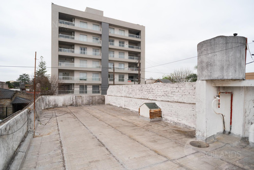 Venta Casa 3 Ambientes Con Patio Y Terraza, A Refaccionar En Villa Bosch