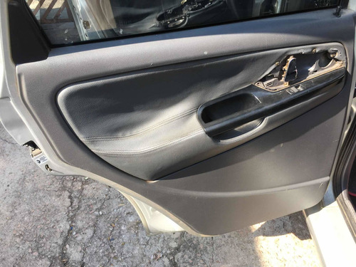 Imagem 5 de 7 de Seat Ibiza 1.0 4p