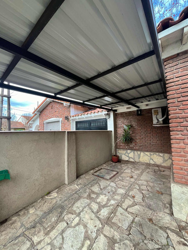 Excelente Casa En La Mejor Zona De José Mármol