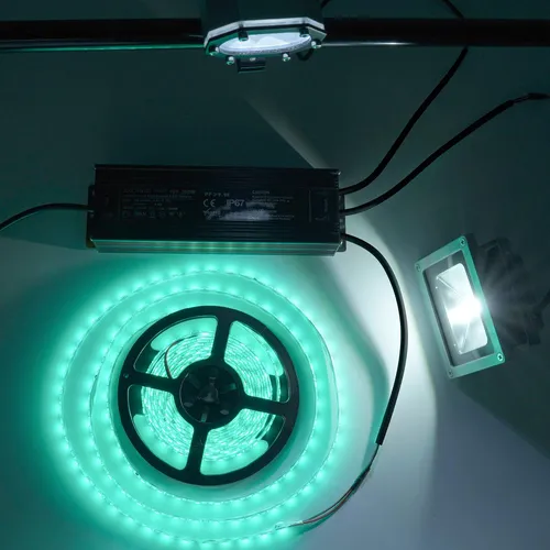 Controlador Led De 300 W (100 W X 3) 12 V Cc De Baja Tension
