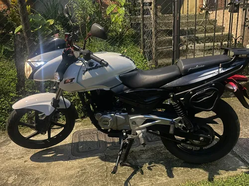 Bajaj Pulsar 180gt