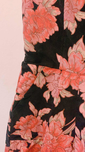 Vestido De Terciopelo Negro Enagua