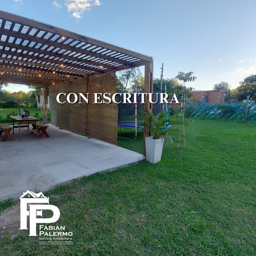 Casa Con Pileta Sobre Lote De 600 M2