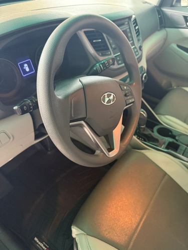 Hyundai Tucson Santa Fe 1-1