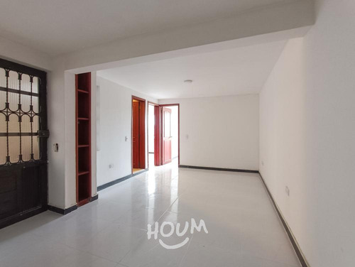 Apartamento En Venecia. 2 Habitaciones, 42 M², Id: 131830
