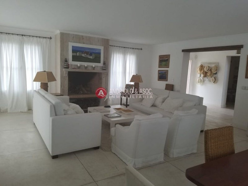 Oportunidad En Zona De Península - Ref: 6363