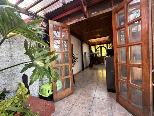 Se Vende Hermosa Casa A Pasos De Mall Arauco Maipú