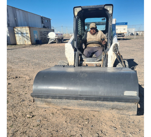 Barredora Para Minicargador Marca Bobcat