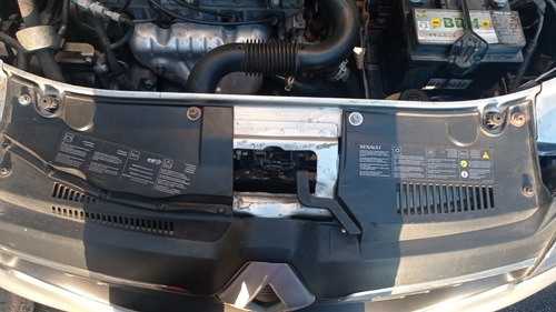 Imagem 3 de 13 de Renault Logan 2015 1.6 Expression Hi-power Easy-r 4p