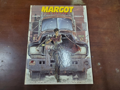 Margot In Madtown Novela Grafica Comics Usa Atikos