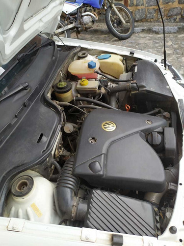 Imagem 9 de 10 de Volkswagen Gol 2000 1.6 3p Gasolina
