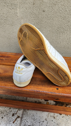 Zapatillas Adidas Superstar. N 42 / 9 Us (Usado)