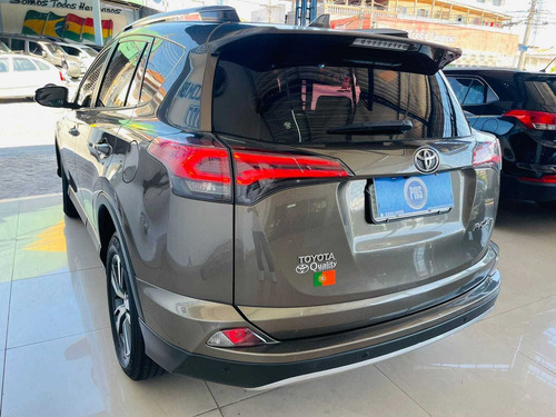Imagem 4 de 21 de Toyota Rav4 2018 2.0 4x2 Aut. 5p