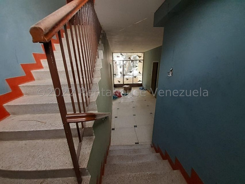 Imagen 9 de 15 de Galpon En Venta