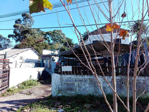 2 Casas Y 3 Aptos. A Metros De Lezica