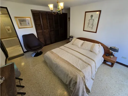 Vendo Amplio Apartamento En Conquistadores