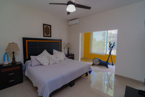 Casa Sola En Fraccionamiento Exclusivo Palmira Cuernavaca