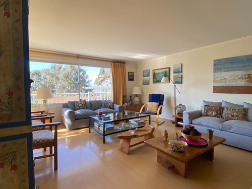 Casa Grande Con Linda Vista