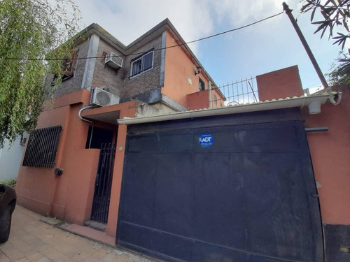 Imagen 1 de 8 de Casa En Venta En Ituzaingo Norte