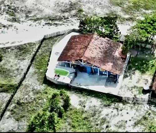 Casa Na Praia Da Juréia, Pé Na Areia, Com Piscina, Frente Ao Mar. Sítio À Beira-mar!