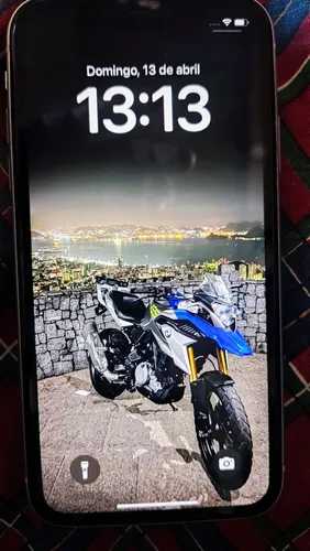 Vendo iPhone 11, Muito Novo , Se Carregador .1300 Reais 