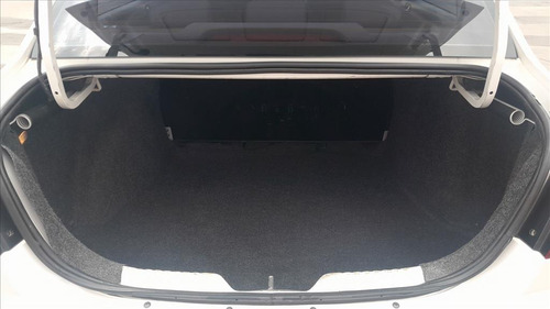 Volkswagen Voyage 1.0 12V MPI TOTALFLEX 4P MANUAL