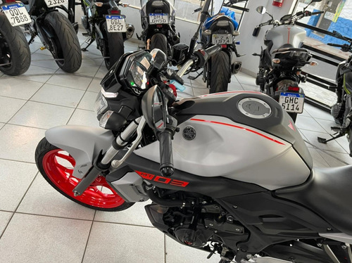 Imagem 2 de 8 de Yamaha Mt 03 Abs