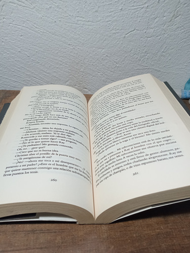 Cincuenta Sombras De Grey (Usado)