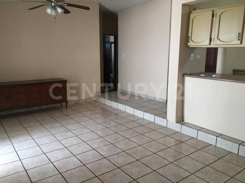 Imagen 5 de 15 de Se Renta Casa En Col. Villas Del Náinari.