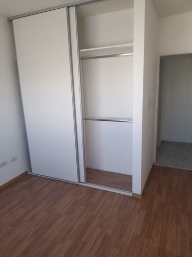 Imagen 9 de 13 de Hermoso Departamento 3 Ambientes En El Centro De Banfield