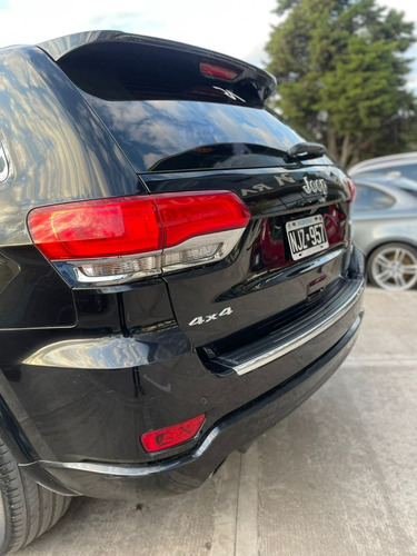 Imagen 18 de 23 de Jeep Grand Cherokee 3.6 Overland 286hp At