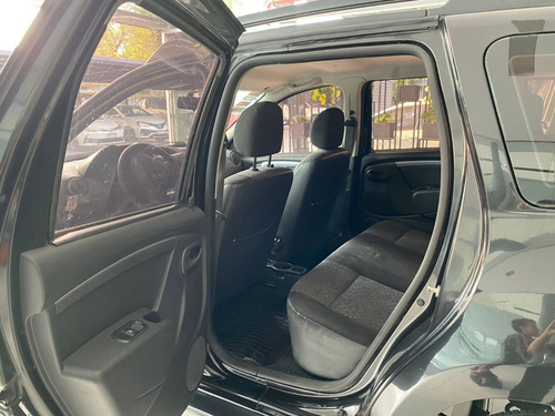Imagen 4 de 11 de Renault Duster Confort Plus 4x2 1.6 - Nafta - 2013