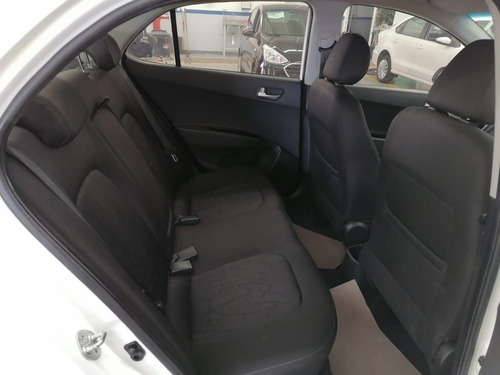 Imagen 14 de 15 de Hyundai Grand L10 Gls
