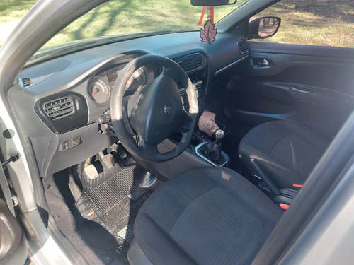 Peugeot 301 1.2 Active Bluetooth