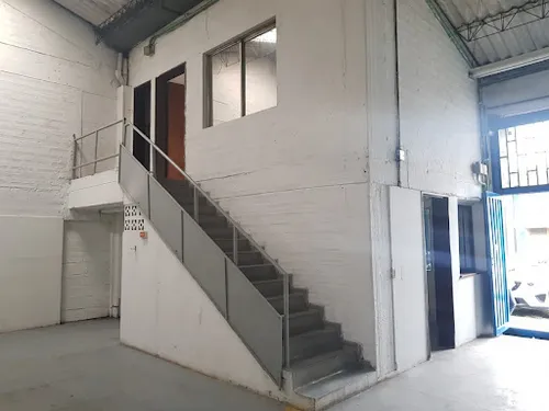 Bodegas En Arriendo La Mayorista 743-7675