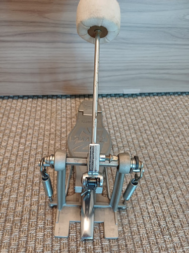Pedal De Bumbo Tama (Usado)