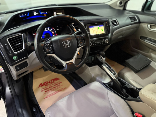 Honda Civic 1.8 Ex Sedan L4 . At