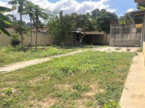 Imagen 8 de 11 de Prados Del Este Vende Casa Mls # 22-18095